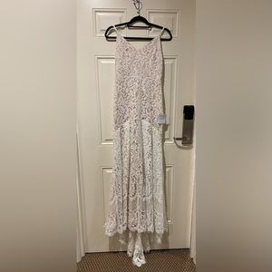 Lulu’s Flynn Lace Maxi Dress NWT Medium